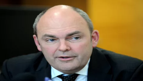 Steven joyce 1 8