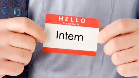 Intern