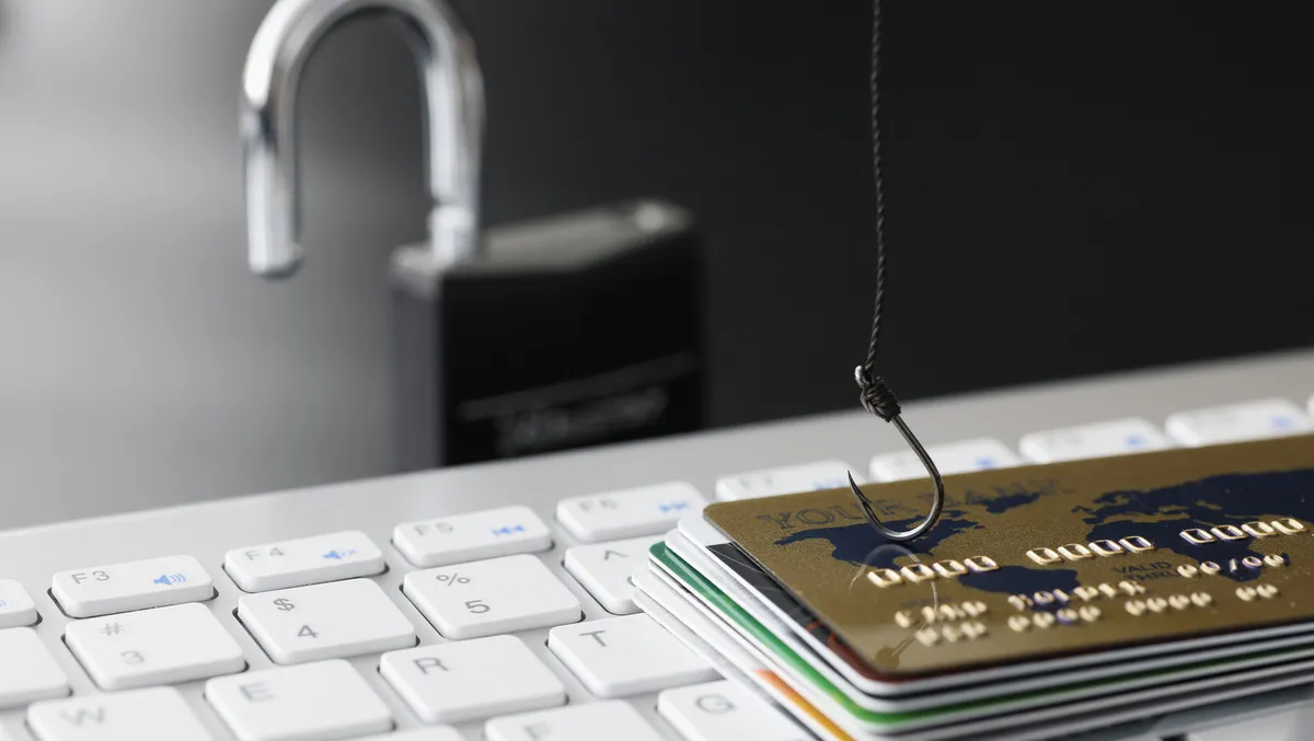 Retailers beware as fraud risk increases over holidays