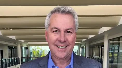 Stephen bovis  regional managing director  australia and new zealand  oracle