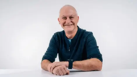 8x8 expands AI tools across business beyond contact centre